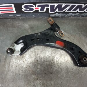 2023 Lexus Es Series (13-) Left Front Lower Control Arm Xz10 08/18- 313435