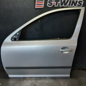 2011 Skoda Octavia Left Front Door 1Z Liftback Sedan/Wagon 01/04-10/13 312885