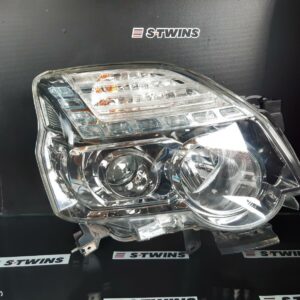 2011 Nissan Xtrail Right Headlamp T31 Xenon Type Tl/Ti 07/10-12/13 137382