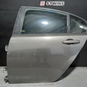 2011 Holden Commodore Left Rear Door Sliding Ve Sedan 08/06-05/13 312960