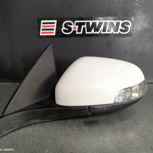 2011 Volvo C30 Left Door Mirror Manual Fold Type 05/10-07/13 320667