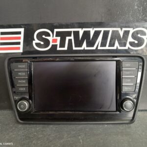 2015 Skoda Octavia Radio Cd Dvd Sat Tv Display/Head Unit Ne 09/13-09/20 317365