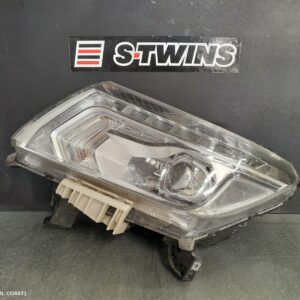 2018 Nissan Navara Left Headlamp Np300 Sl/St/St-X Led Type W/ Chrome Insert Type 04/15-11/20 319149