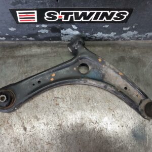2020 Mitsubishi Outlander Right Front Lower Control Arm Zk-Zl 07/15-07/21 317389