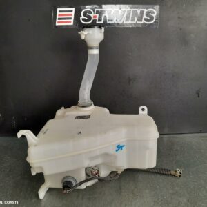 2017 Lexus Is Series Washer Bottle Xe30 10/16- 318059