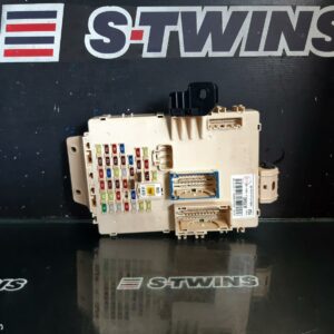 2015 Kia Cerato Fuse Box Under Dash Yd 04/13-05/18 316479