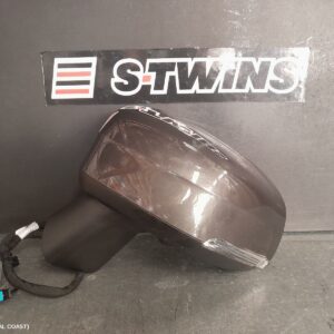2017 Volvo Xc90 Left Door Mirror Mk2 Power Fold W/ Blind Spot & Camera Type Colour Coded 04/15- 321453