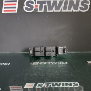 2010 Mazda Cx9 Pwr Dr Wind Switch Rh Front (Master Switch) Tb P/N Te7766350 (4 Pin Mirror Switch Plug) 12/07-12/15 322725