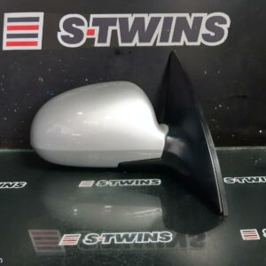 2011 Hyundai I30 Right Door Mirror Fd Colour Coded Manual Fold Non Flasher Type 09/07-04/12 322460