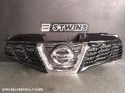 2014 Nissan Dualis Grille Radiator Grille J10 Non Camera Type 04/10-05/14 325319