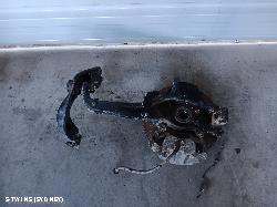 2013 Nissan Navara Left Front Hub Assembly D40 (Vin Vsk) 4Wd Abs Type 09/05-08/15 327473