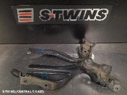 2012 Subaru Xv Bonnet Hinge Strut Hinges (Pair) G4X 08/11-04/17 171613