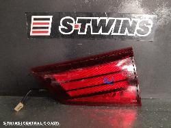 2015 Mitsubishi Outlander Rear Garnish Tailgate Lamp (Rh Side) Zk-Zl 04/15-07/21 332838