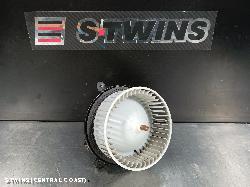 2018 Volkswagen Polo Heater Fan Motor Non Climate Control Type P/N 2Q2819021 Aw 09/17- 197344