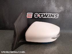 2013 Nissan Pulsar Left Door Mirror C12 Hatch Power Fold W/ Indicator Type 05/13-12/16 332784