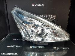 2013 Nissan Pulsar Right Headlamp C12 Hatch Sss Xenon Type 05/13-12/16 332783