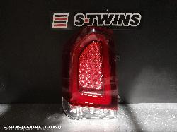 2020 Chrysler 300C Left Taillight Lx2 Red Insert Type 01/15-12/21 332076