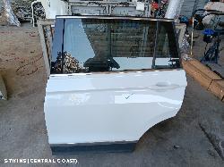 2020 Volkswagen Tiguan Left Rear Door Sliding 5Na 06/16-02/24 320044