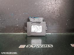 2014 Mercedes Gla Class Ecu Electronic Parking Brake Ecu X156 04/14-01/20 276777