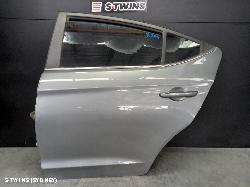2018 Hyundai Elantra Left Rear Door Sliding Ad 12/15-12/20 326613