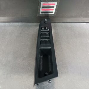 2014 Subaru Xv Pwr Dr Wind Switch Rh Front (Master Switch) G4X W/O Chrome Lines On Button Type 08/11-03/15 243771
