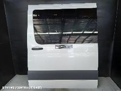 2021 Mercedes Sprinter Left Rear Door Sliding Vs30 Van Sliding Door Low Roof W/ Window Glass Type Mwb 05/18- 314028