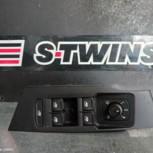2021 Volkswagen Polo Pwr Dr Wind Switch Aw-Ae Rh Front (Master Switch) Non Chrome Insert Type 09/17- 315622