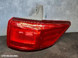 2011 Nissan Elgrand Right Taillight E52 Non Rider Upper Red 08/10-12/13 (Import) 93473