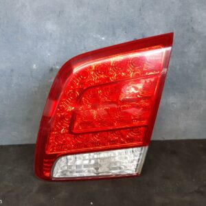 2011 Kia Sorento Rear Garnish Tailgate Lamp (Rh Side) Led Type Xm 10/09-09/12 97462