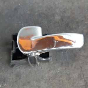 2008 Nissan Navara Door Handle D40 Inner Lh Front/Lh Rear Chrome 09/05-08/15 84397