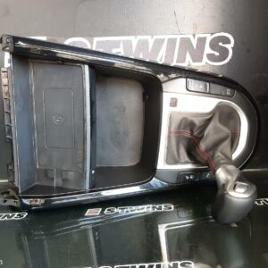 2019 Kia Cerato Console Bd 04/18-09/24 190118