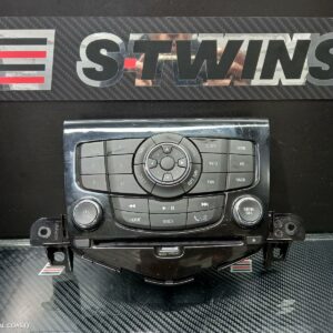 2016 Holden Cruze Radio Cd Dvd Sat Tv Dash Radio Control Panel/Control Unit Sat Nav Type Gloss Black Face Jh 03/11-01/17 163537