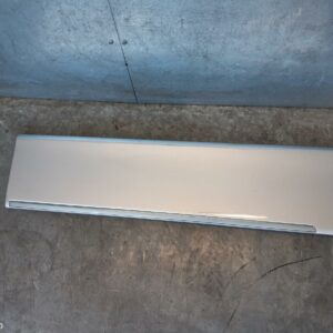 2011 Nissan Elgrand Body Door Mould E52 08/10- 104580