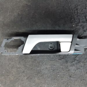 2011 Holden Captiva Door Handle Inner Lh Front (4Th Vin = C) Cg 01/11-06/18 104269
