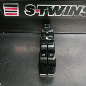 2019 Kia Carnival/Grand Carnival Pwr Dr Wind Switch Rh Front (Master Switch) W/ Auto Fold Mirror Switch & All Auto Window Switch Yp 02/15-10/20 251330