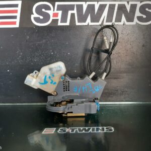 2004 Nissan Elgrand Door Boot Gate Lock Left Front Door Lock E51 05/02-12/10 45161