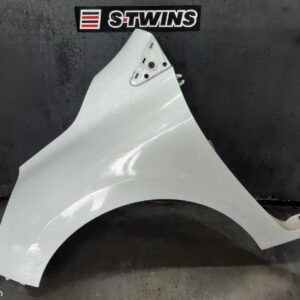 2017 Renault Clio Left Guard X98 09/13-10/19 352906