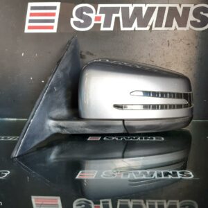 2013 Mercedes C Class Left Door Mirror W204/S204 Power Fold W/ Memory Type Auto Dim Non Blindspot Type (2 Plug 7/4 Wire) 05/11-07/14 177615