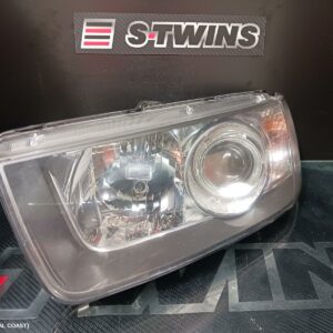 2012 Holden Captiva Left Headlamp Cg Captiva 7 (4Th Vin = C) Grey Surround 01/11-09/15 186864