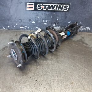 2017 Kia Sorento Right Front Strut Um 03/15-08/17 305991
