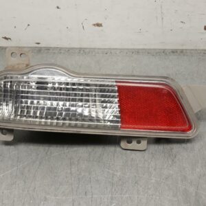 2012 Holden Cruze Right Taillight Jh Hatch In Bumper 03/11- 55936