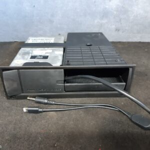 2011 Audi A4 Radio Cd Dvd Sat Tv Audi Music Interface (Glovebox) B8 8K 02/08-09/15 94574