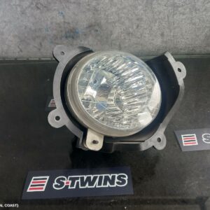 2005 Kia Cerato Right Indicator Fog Side Bumper Foglamp Ld Sedan 07/04-10/06 19590