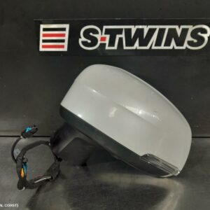 2019 Volvo Xc90 Left Door Mirror Mk2 Power Fold W/ Blind Spot & Camera Type Colour Coded 04/15- 300523