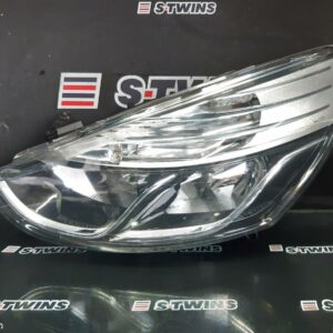 2017 Renault Clio Left Headlamp X98 Life Halogen Type 08/16-10/19 353322