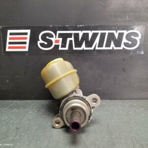 1996 Jeep Cherokee Master Cylinder 04/94-08/97 349911