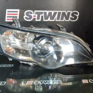 2004 Subaru Liberty Right Headlamp 4Th Gen Halogen Type Black Insert W/ Blue Ring Around Globe 05/03-05/05 185792