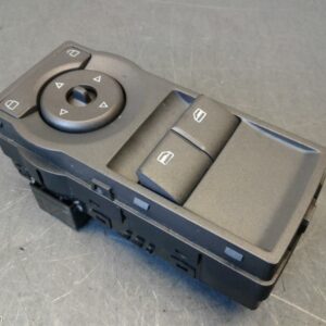 2008 Holden Commodore Pwr Dr Wind Switch Front Centre Masterswitch 2 Door Grey Ve 08/06-04/13 55140