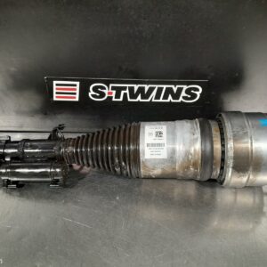 2017 Mercedes E Class Right Front Strut W213/S213 Diesel 2.0 Airbag Type E220D 05/16-01/20 284528