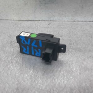 2011 Holden Captiva Pwr Dr Wind Switch Lh Front/Lh Rear/Rh Rear Captiva 5 Cg 09/06-06/18 66622